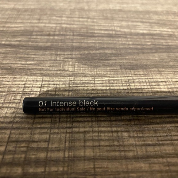 quick liner for eyes intense eyeliner - Picture 3 of 3